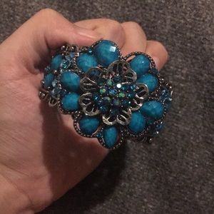 💍3/$5- Jewelry- Blue Floral Bracelet